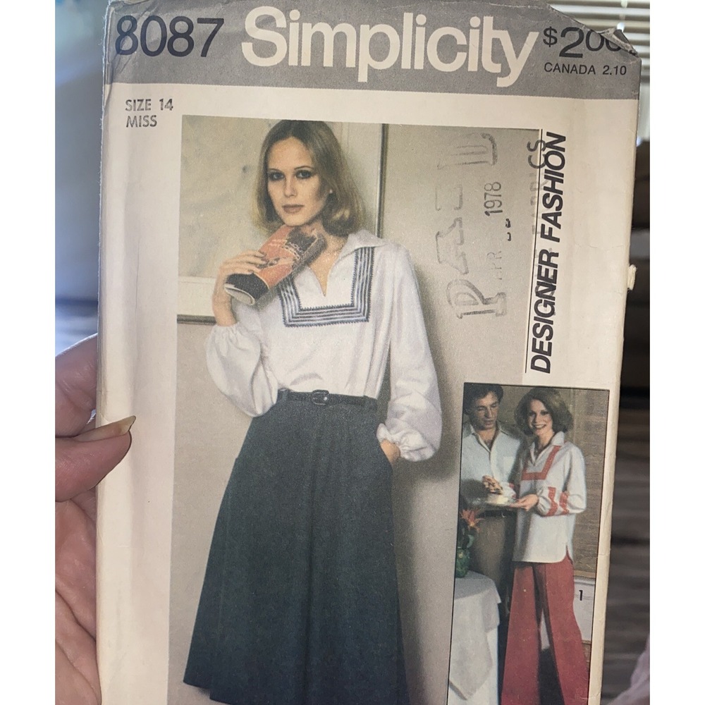 Vintage 1977 Simplicity Suit Pattern 8087 Size 14 Cut Complete Pullover Skirt